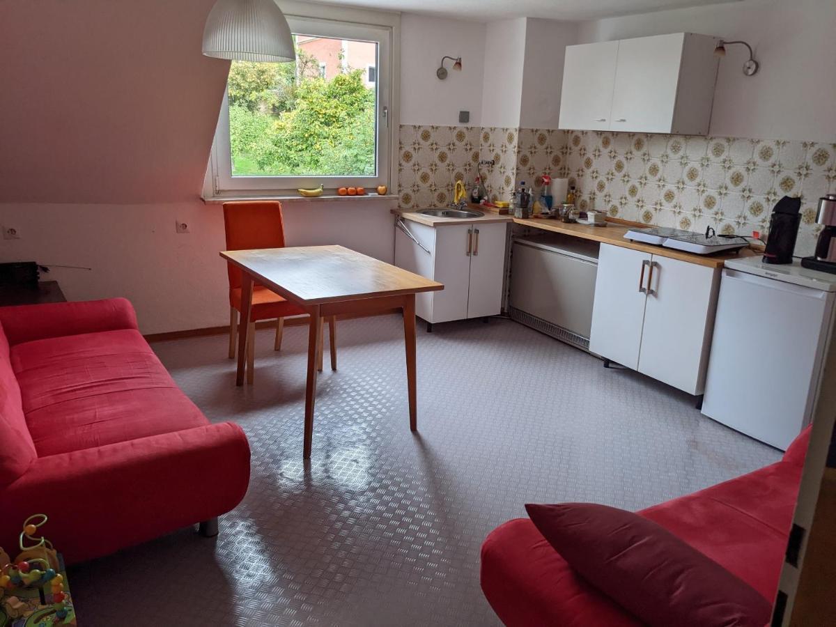Monkey Factory - Mini Home-Stay Hostel Traben-Trarbach Eksteriør bilde