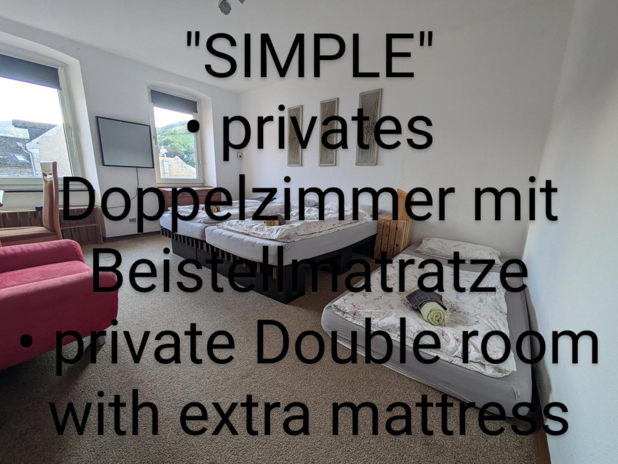 Monkey Factory - Mini Home-Stay Hostel Traben-Trarbach Eksteriør bilde